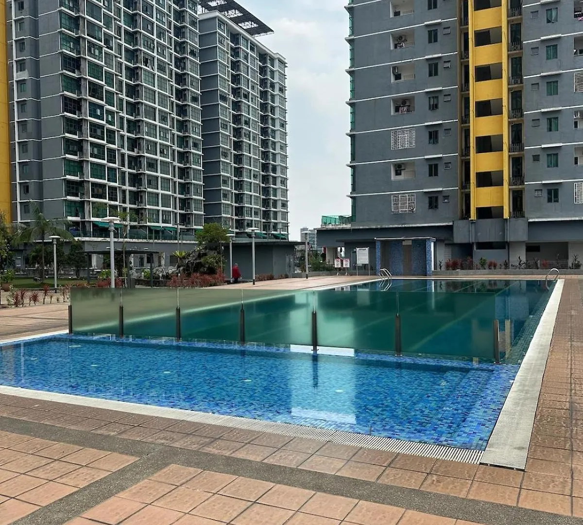Spacious Apartment In Central Shah Alam