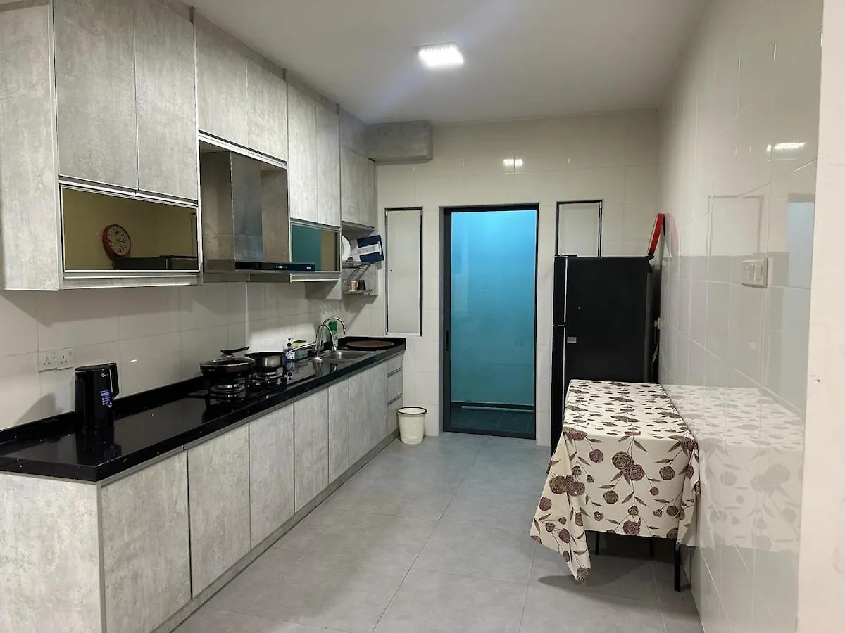 Spacious Apartment In Central Shah Alam