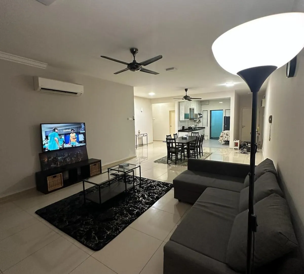Spacious Apartment In Central Shah Alam